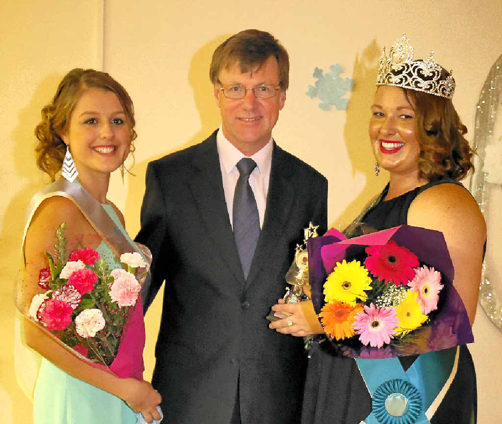 Miss Warwick Showgirl runner-up Katelyn Byrne, Warwick Credit Union representative Alan Olsen and Miss Warwick Showgirl Emma Boughen.